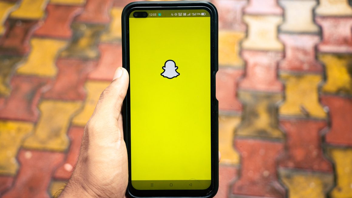 Does Chatting on Snapchat Increase Your Snap Score? The Facts 